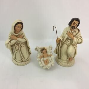 VINTAGE CHRISTMAS PAPER MACHE COMPOSITION NATIVITY FIGURES 3 PC KOREA